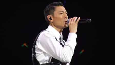 刘德华现场 –